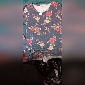 High low long sleeved shirt very soft material